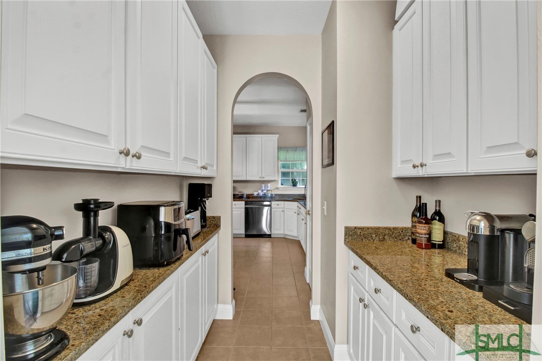 62 Roswell Trail