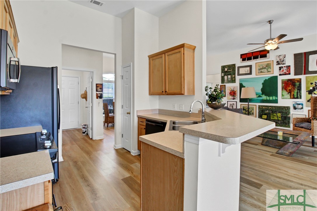 121 Willow Point Circle