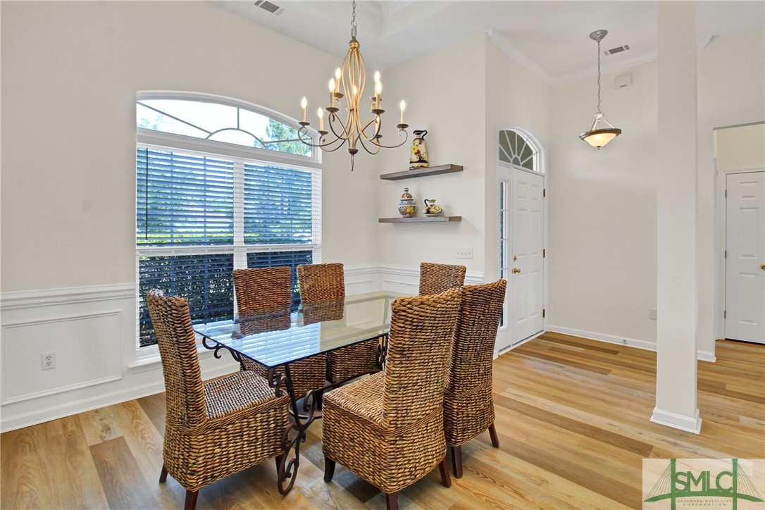 121 Willow Point Circle