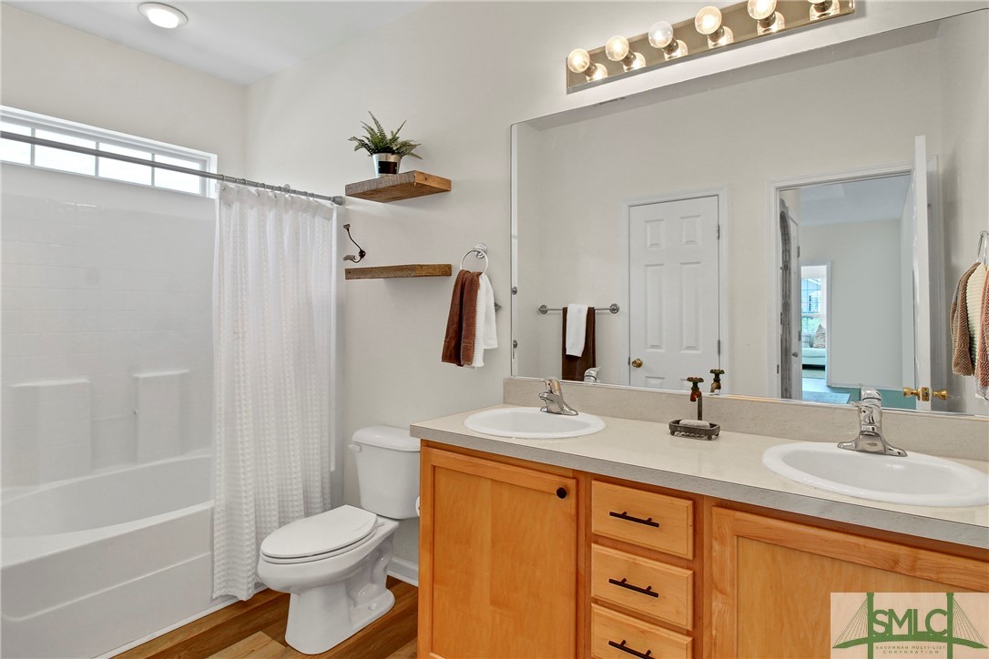 121 Willow Point Circle