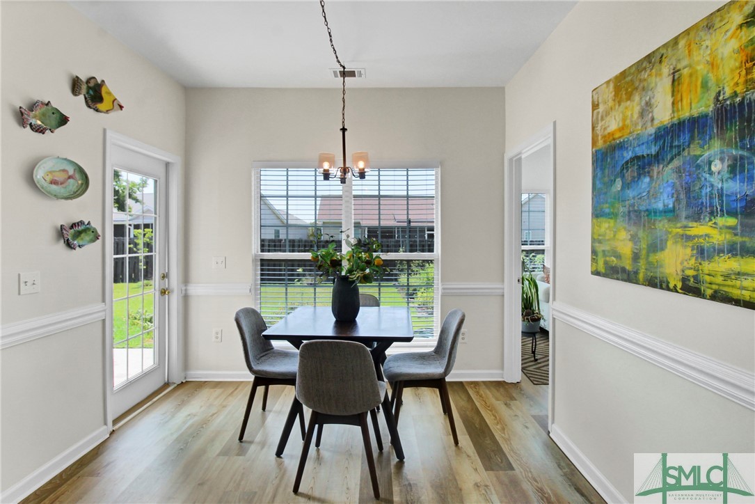 121 Willow Point Circle