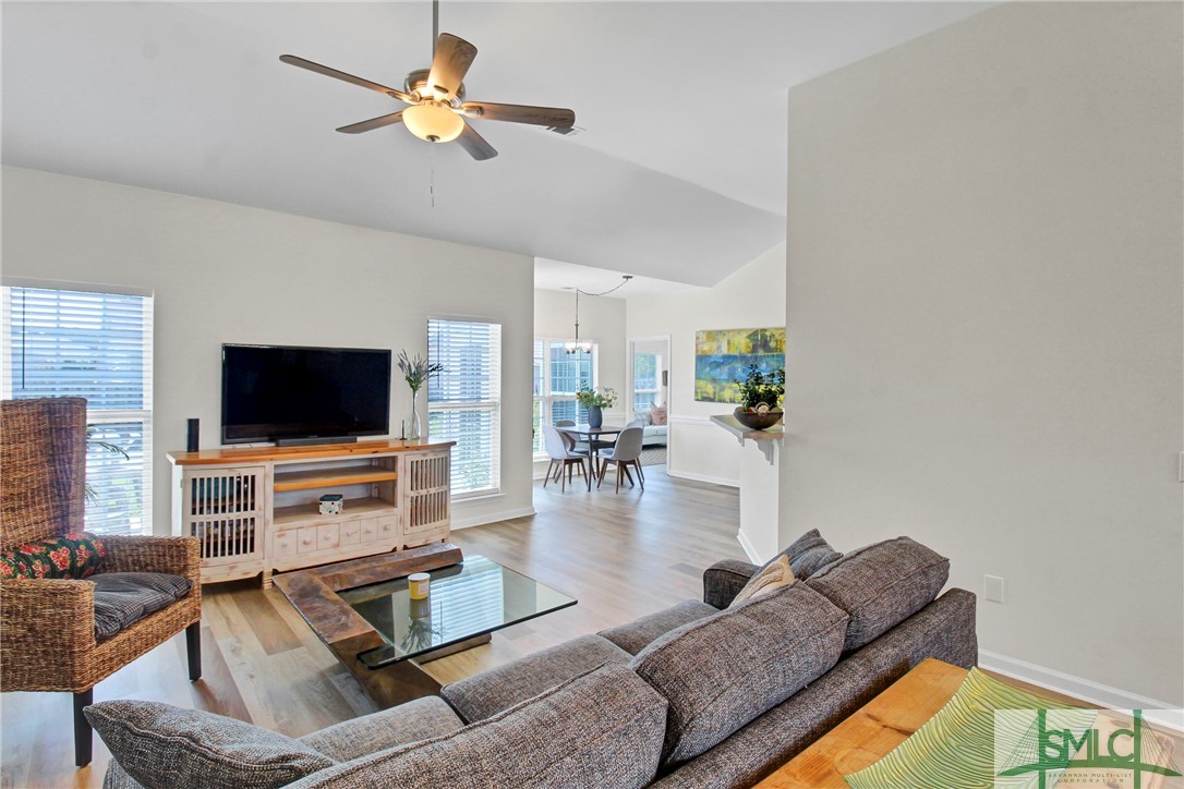 121 Willow Point Circle