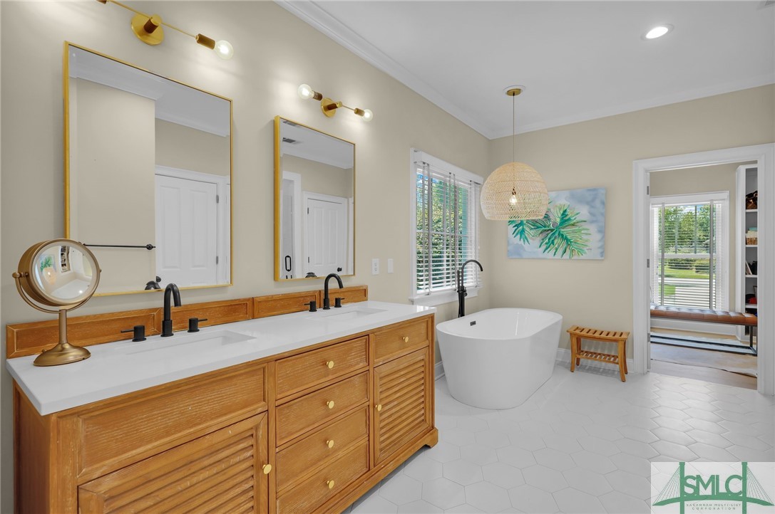 214 Spanton Crescent