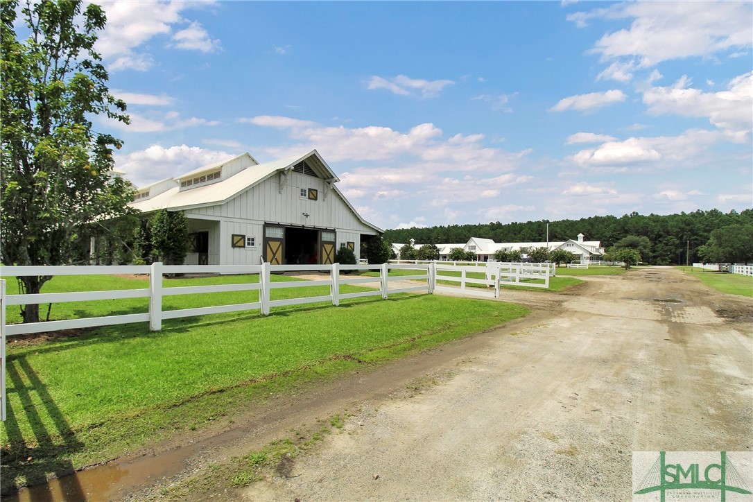 1071 Bridle Path Boulevard