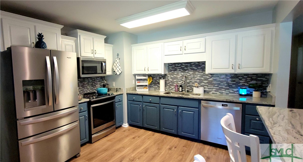 220 Creekside Circle