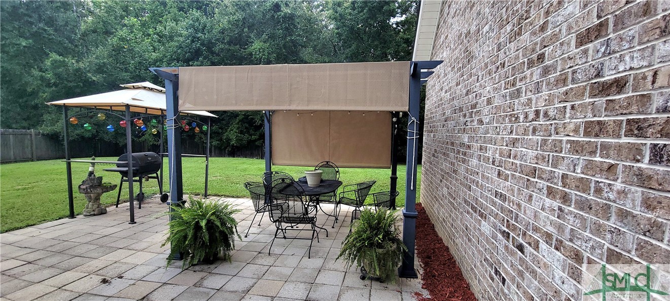 220 Creekside Circle