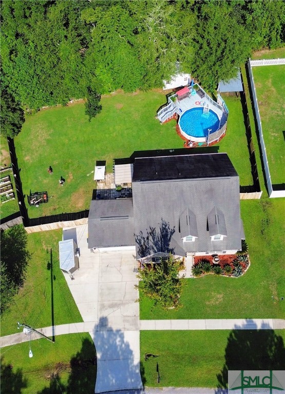 220 Creekside Circle