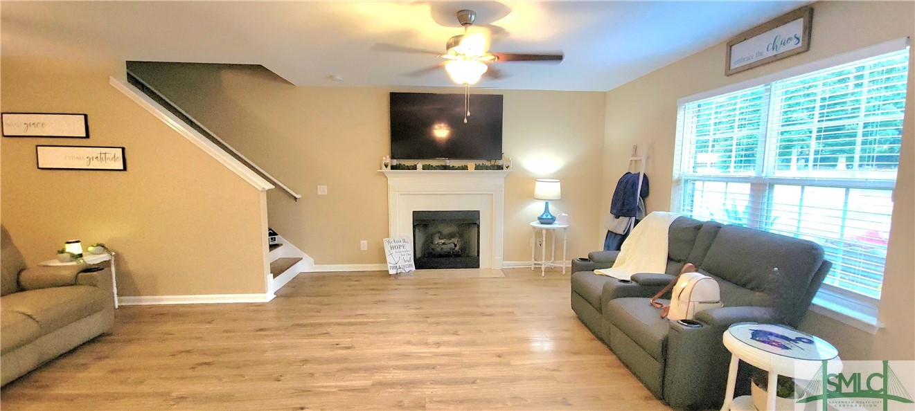 220 Creekside Circle