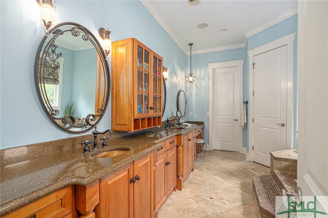 214 East Point Drive