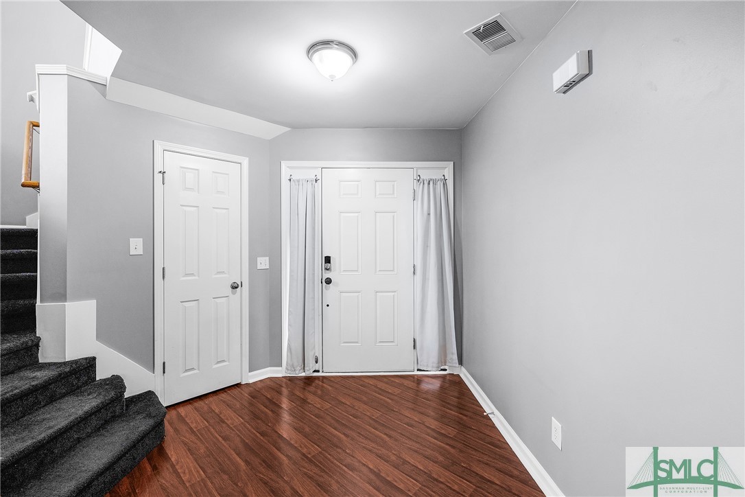 4 Timber Crest Court