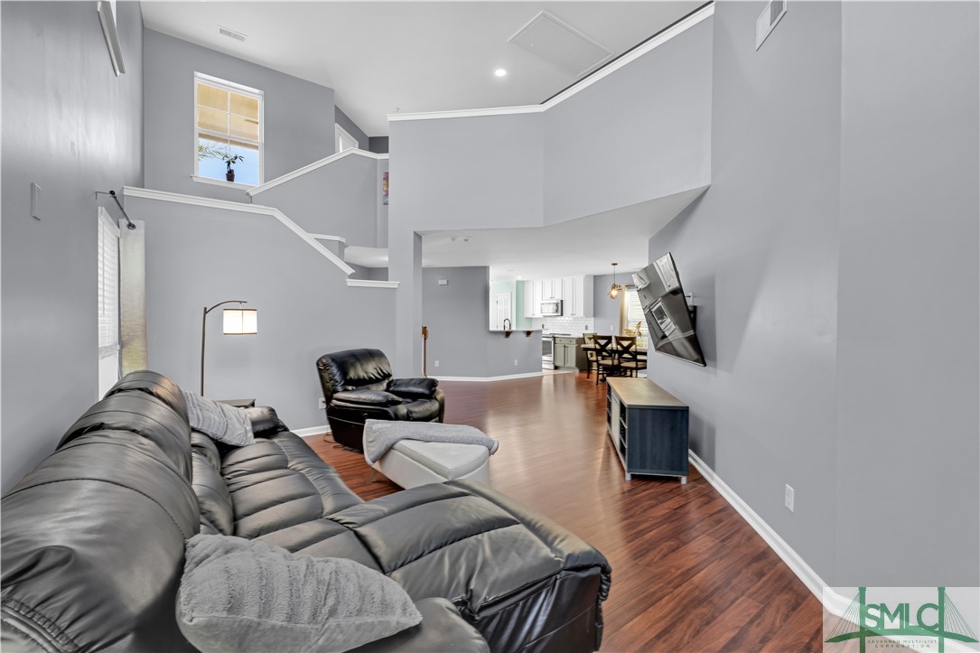 4 Timber Crest Court