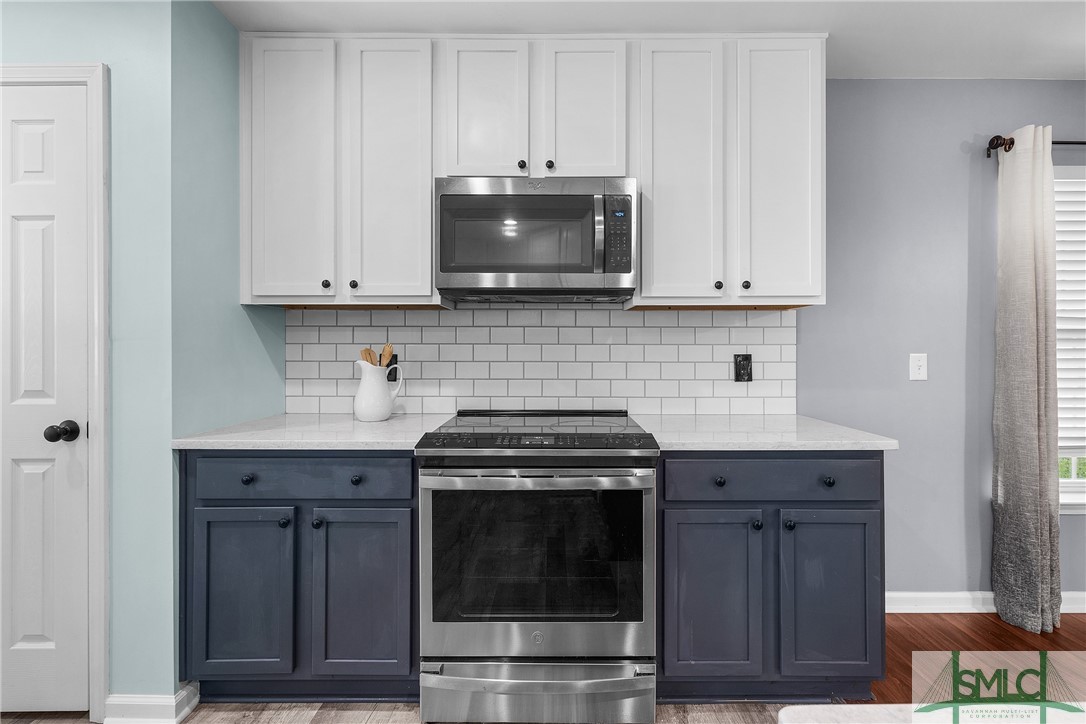 4 Timber Crest Court