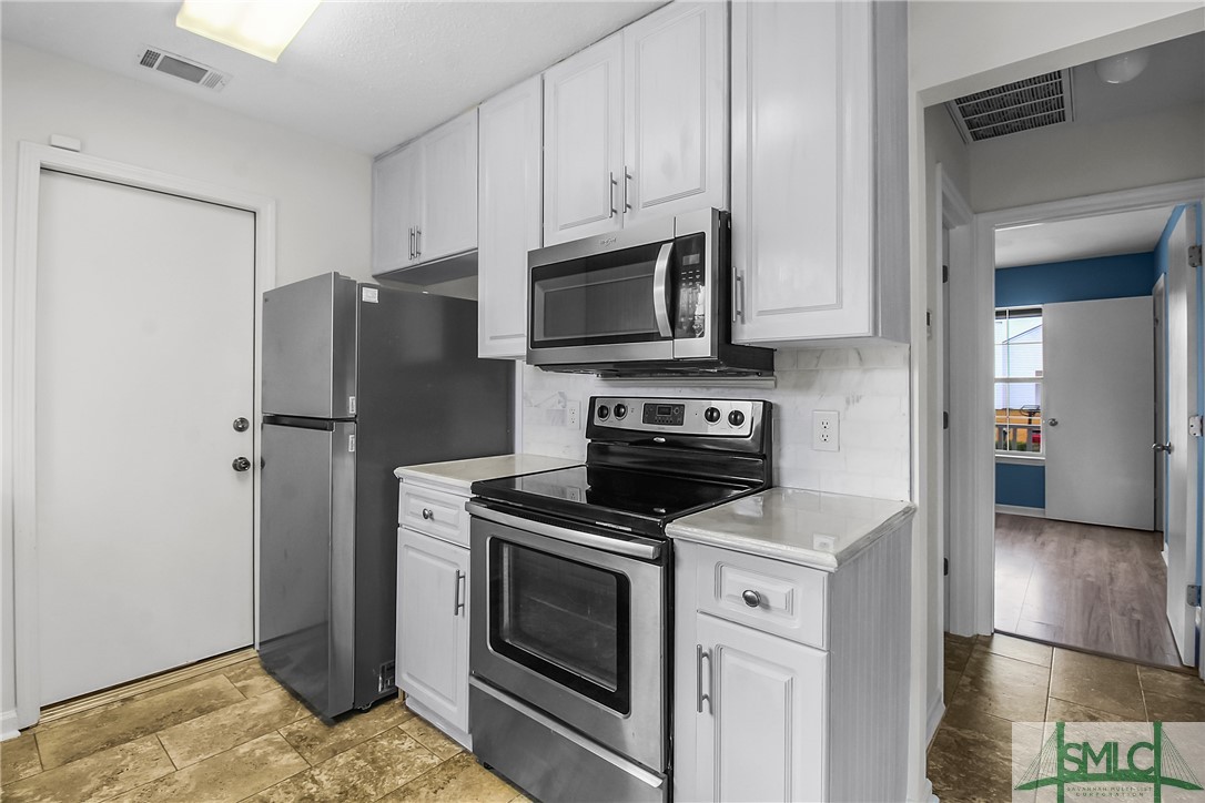 207 Laurelwood Drive