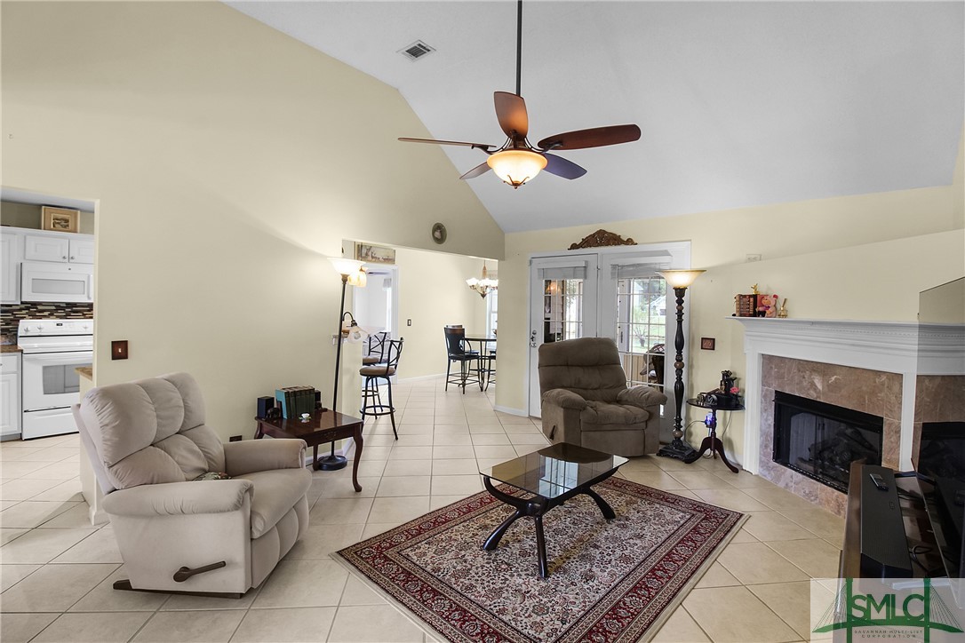 218 Pampas Drive