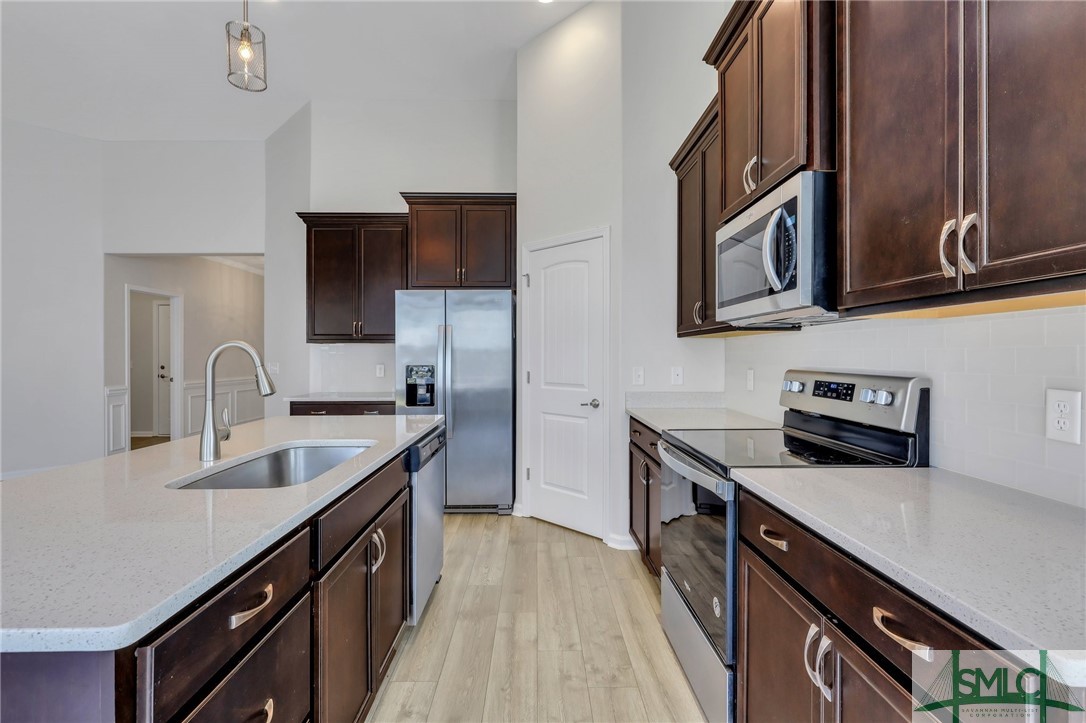 24 Mirror Lake Drive