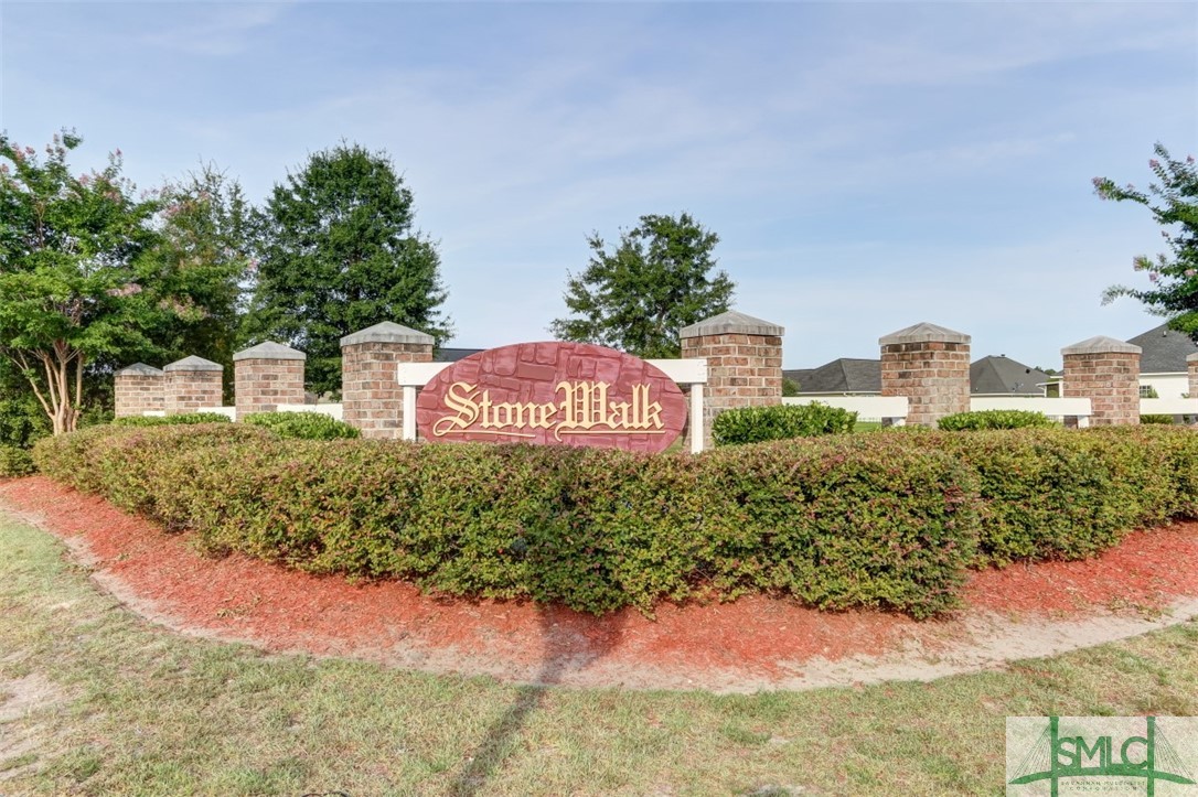 102 Stonewalk Drive