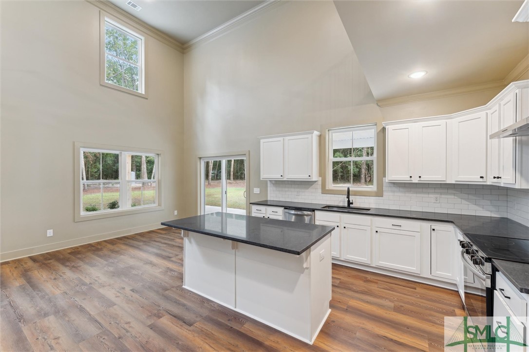 743 Log Landing Road