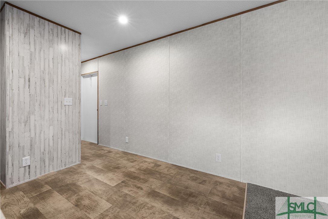 103 Hollow Oak Drive