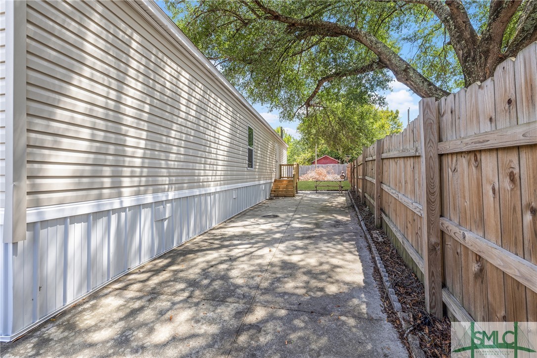 103 Hollow Oak Drive