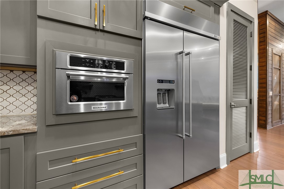 128 Grand View Drive