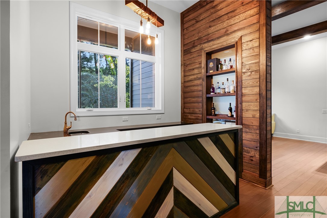 128 Grand View Drive