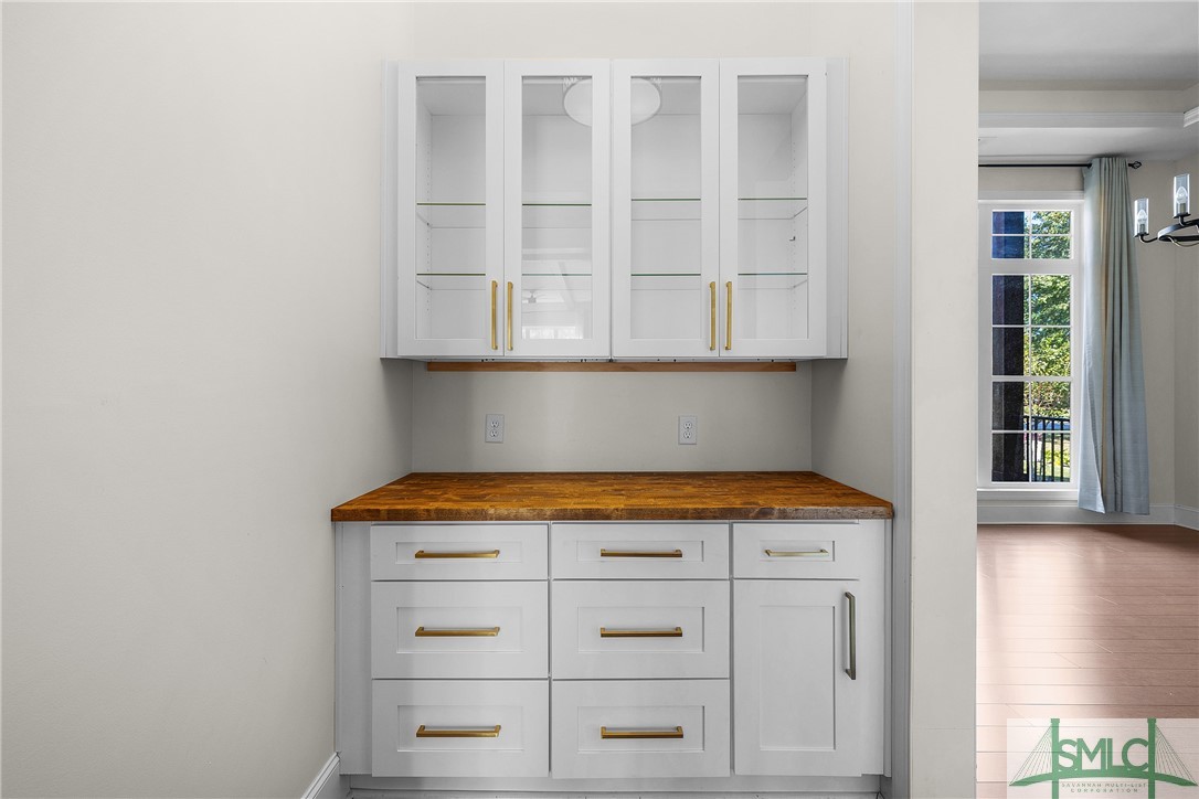 128 Grand View Drive