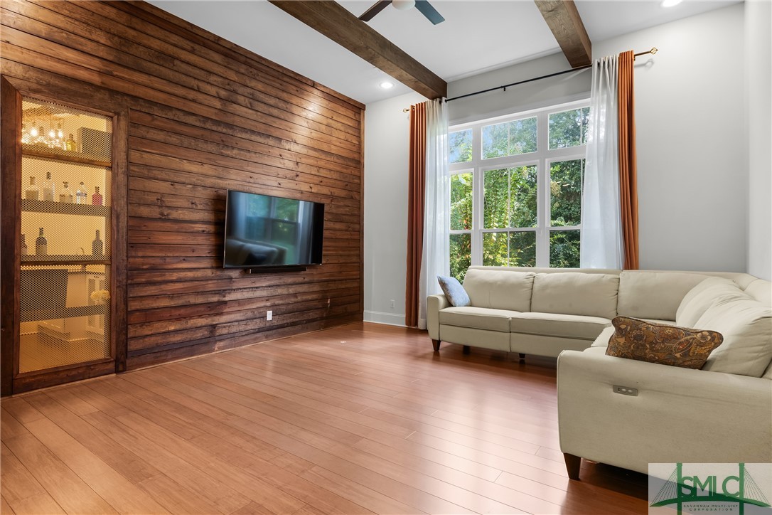 128 Grand View Drive