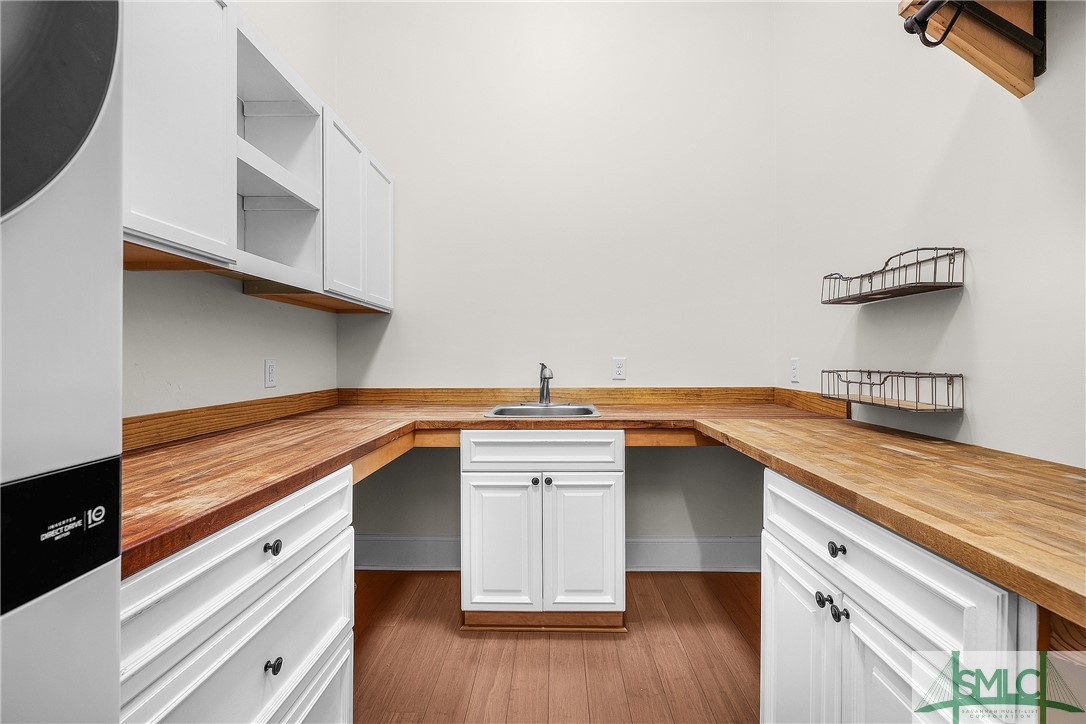 128 Grand View Drive