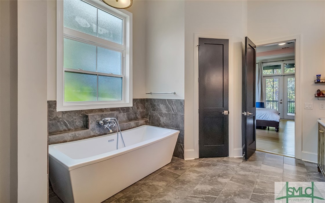 128 Grand View Drive