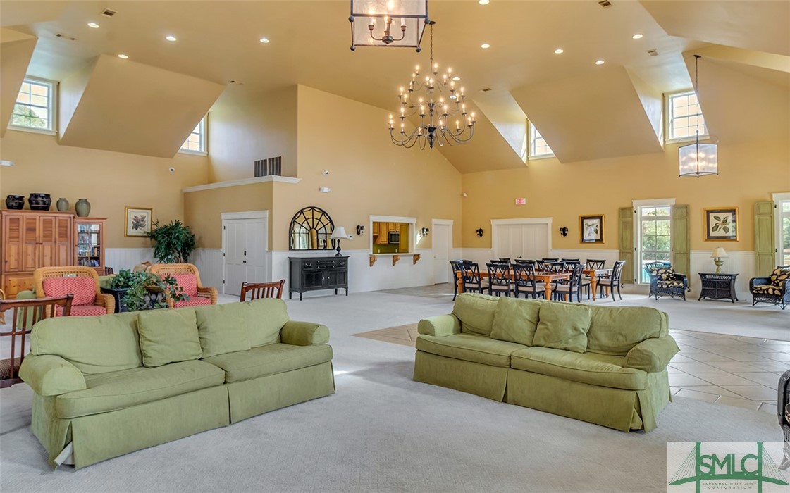 122 Champlain Drive