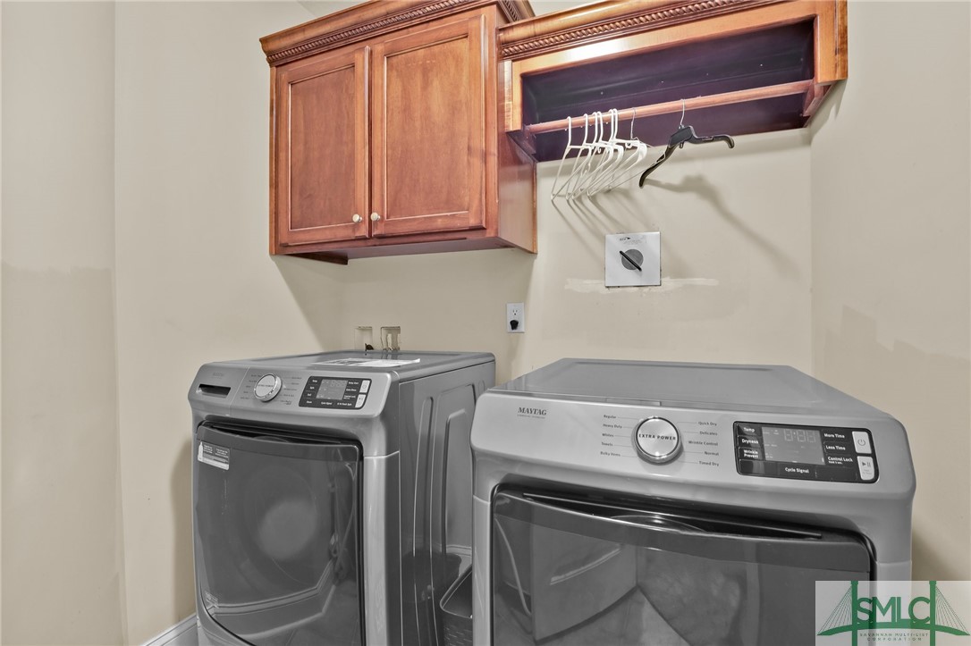 121 Wyatt Court NE