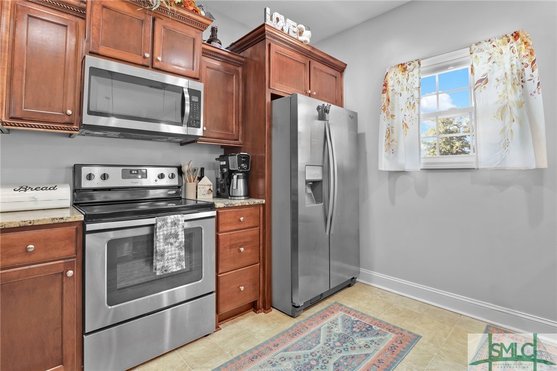 121 Wyatt Court NE