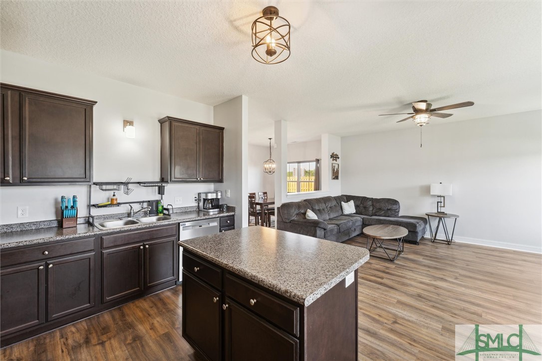 198 Archibald Avenue SE