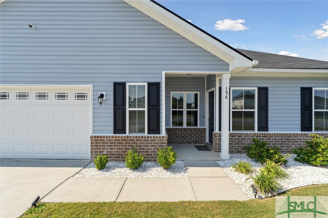 198 Archibald Avenue SE