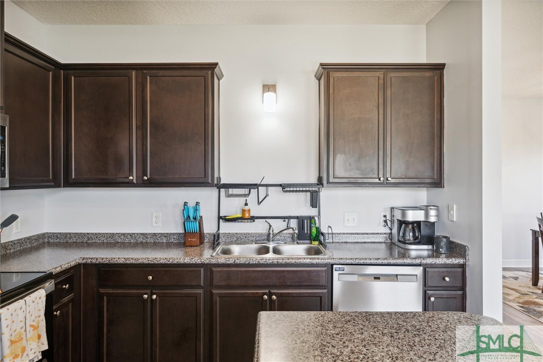 198 Archibald Avenue SE