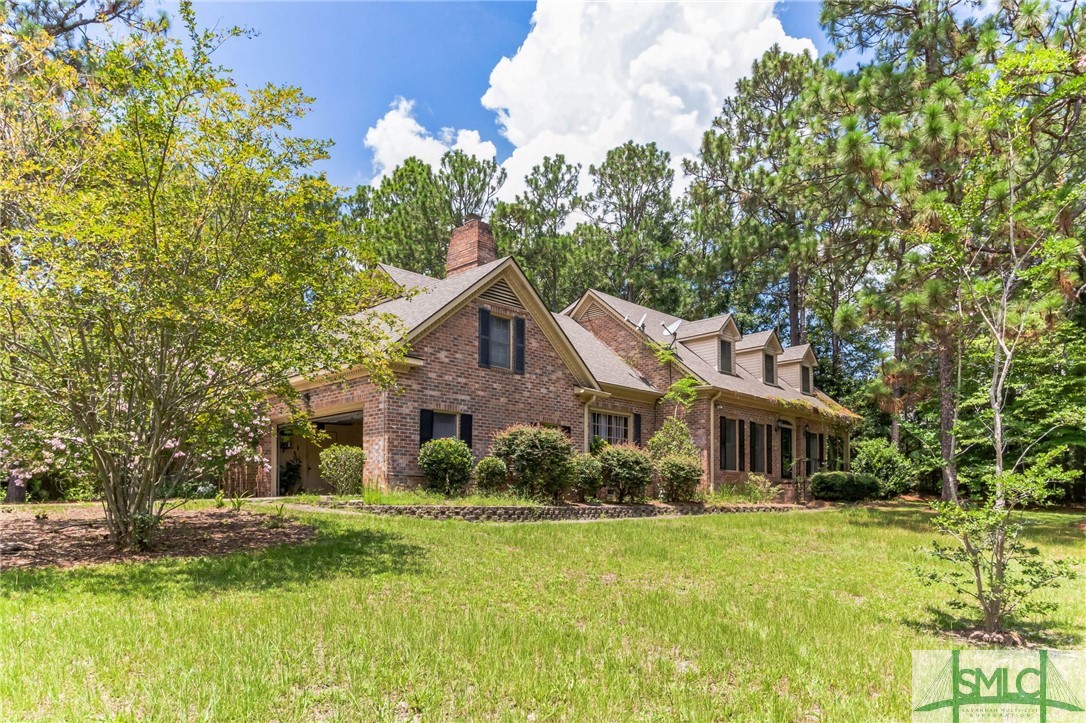 300 Pinewood Drive