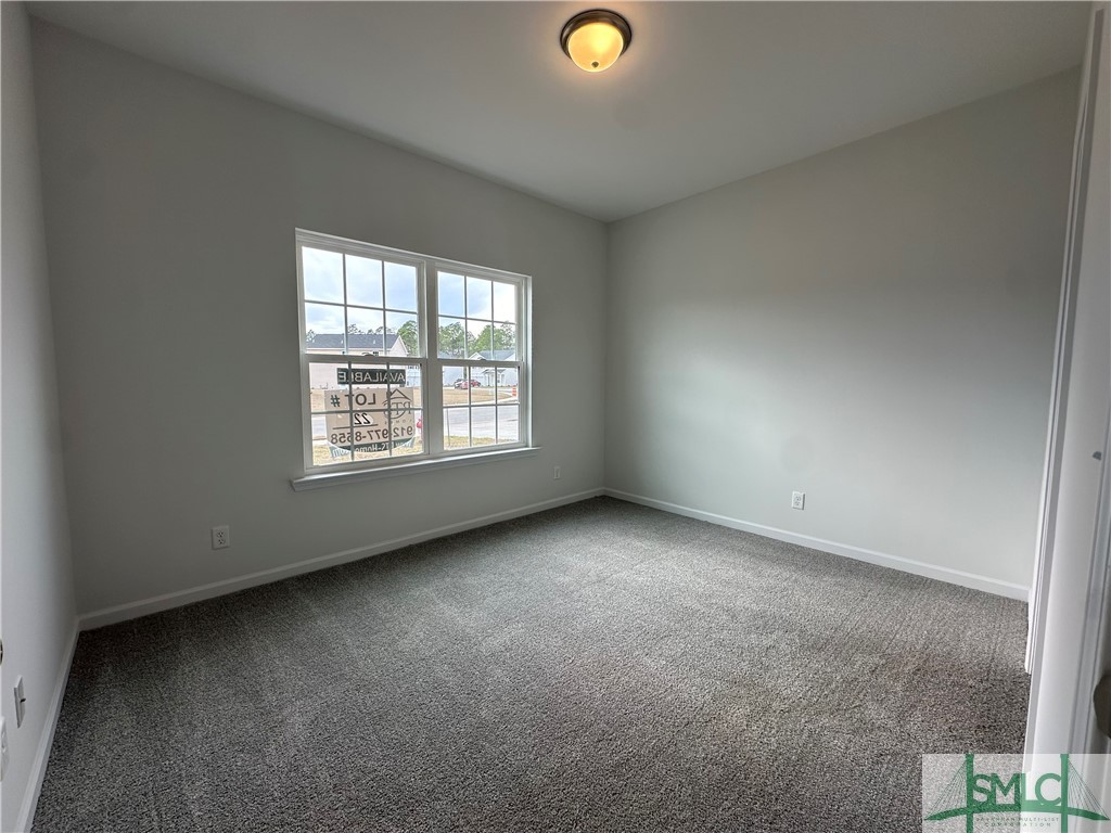 112 Renwick Loop