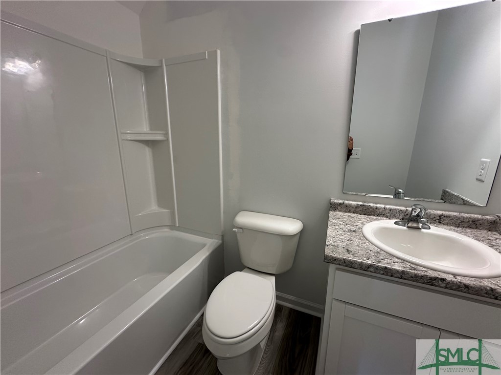 112 Renwick Loop