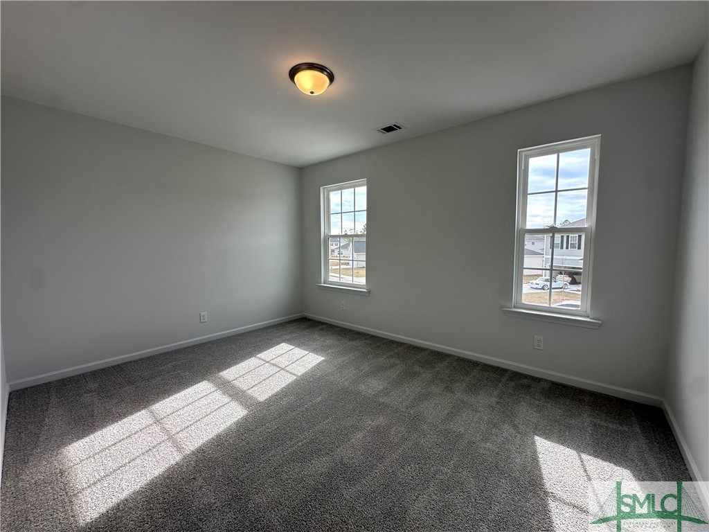 112 Renwick Loop