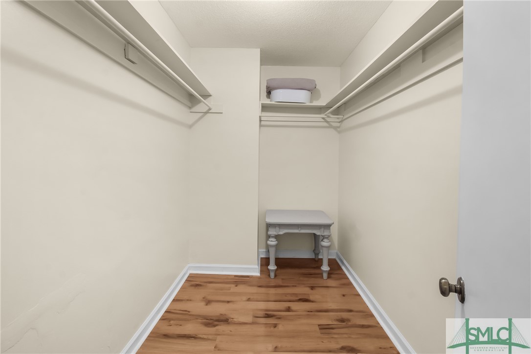 1401 King George Boulevard 16