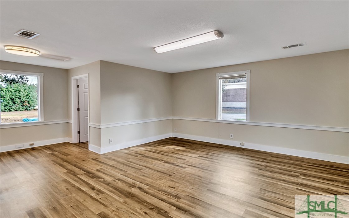 406 E US Highway 80 Highway