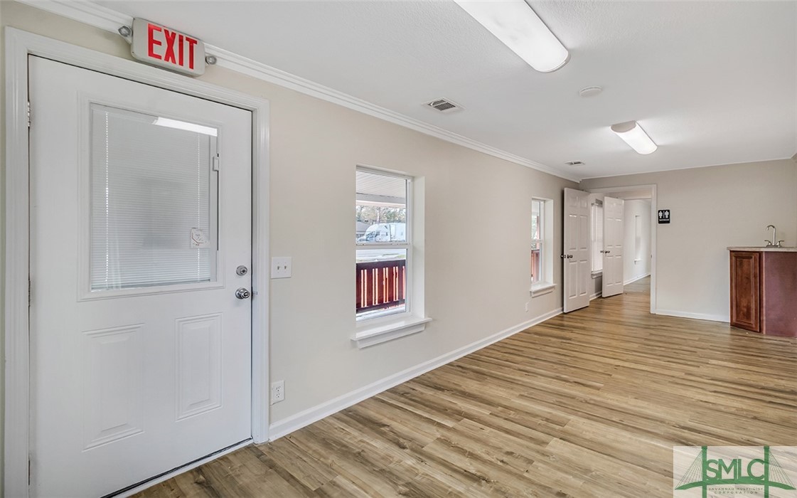 406 E US Highway 80 Highway