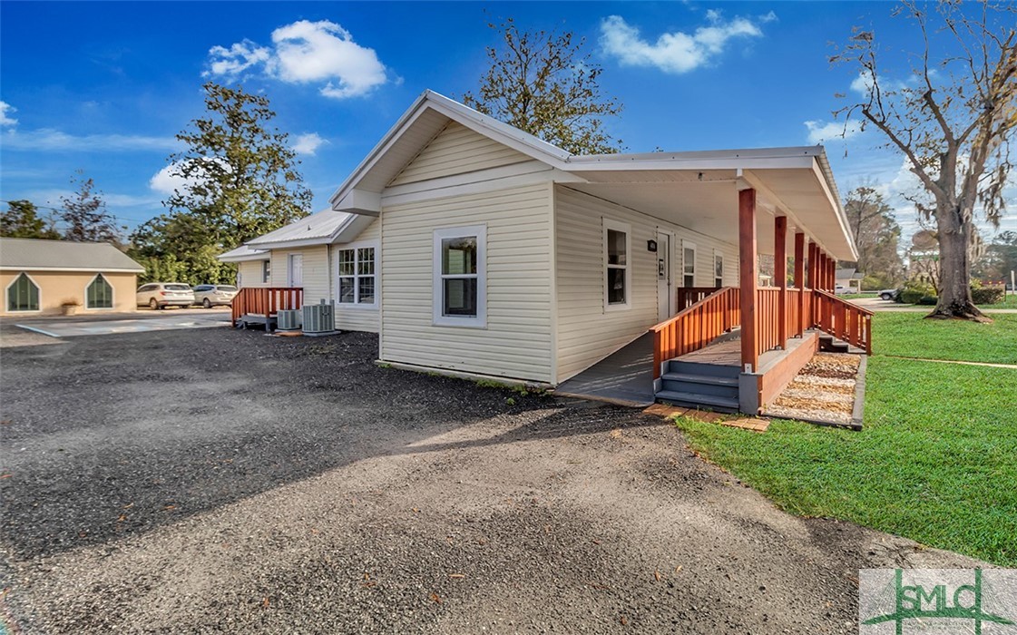 406 E US Highway 80 Highway