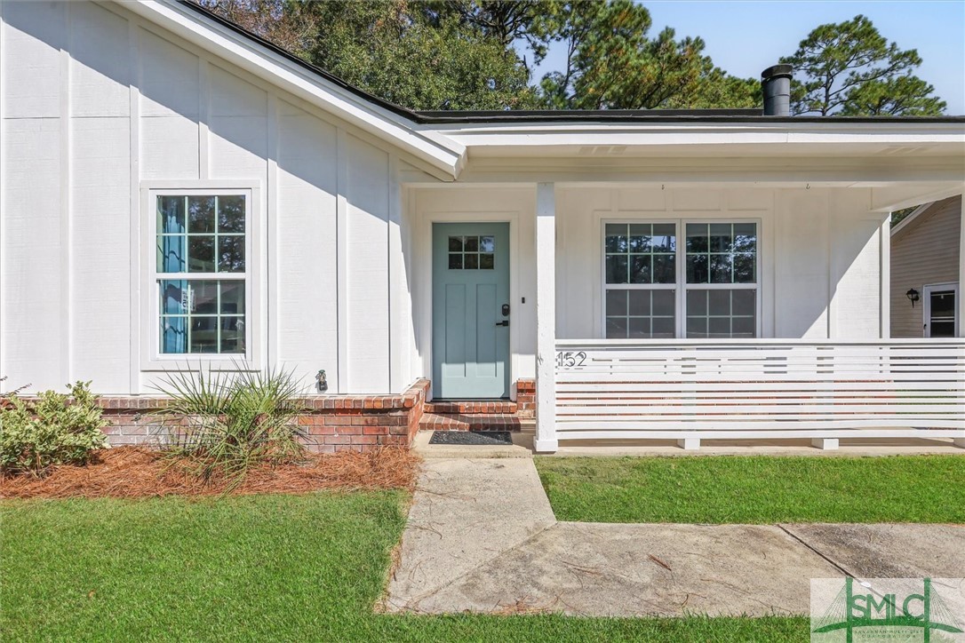 152 S Robinhood Drive