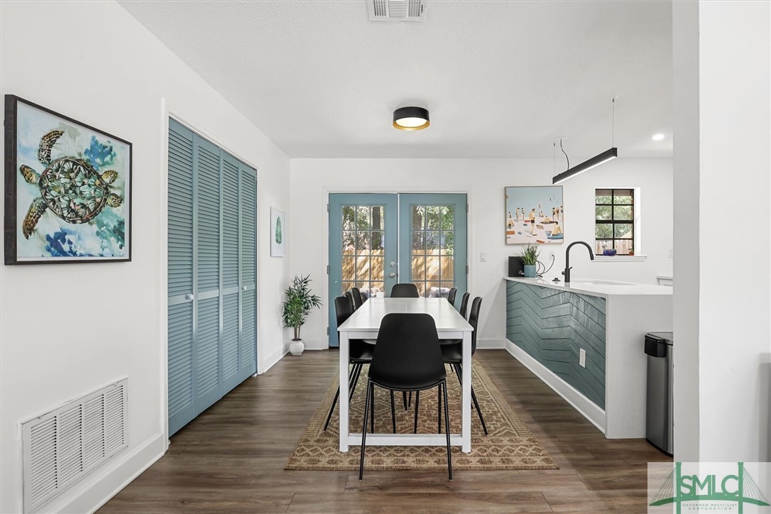 152 S Robinhood Drive