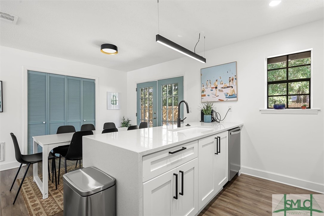 152 S Robinhood Drive