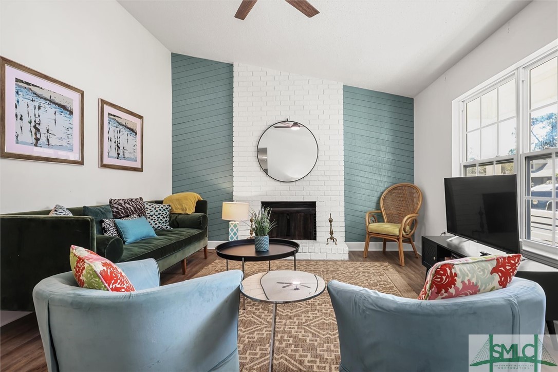 152 S Robinhood Drive