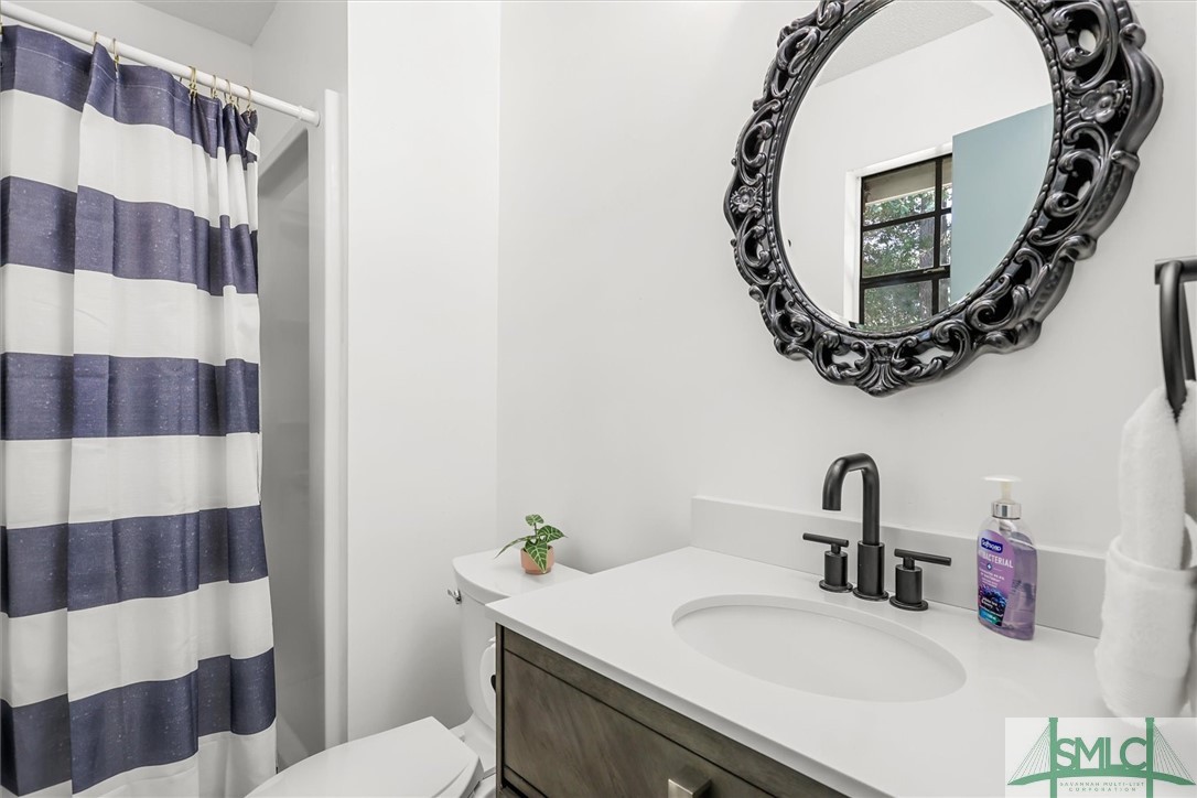 152 S Robinhood Drive