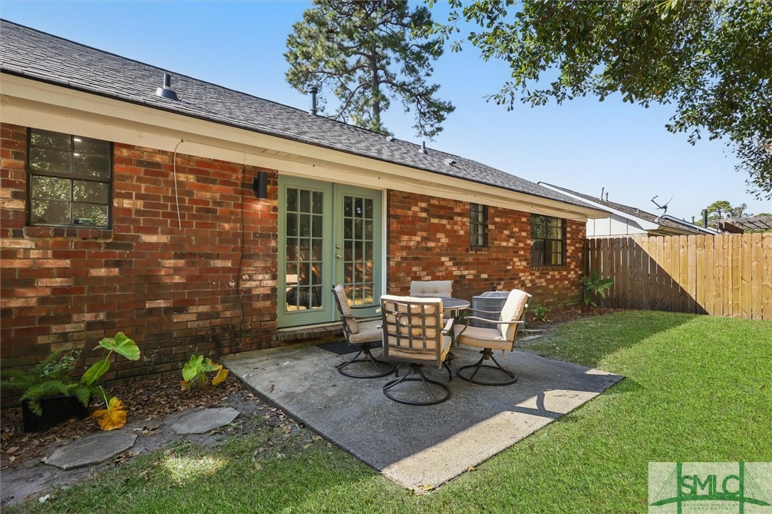 152 S Robinhood Drive