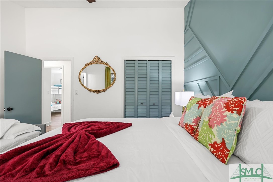 152 S Robinhood Drive